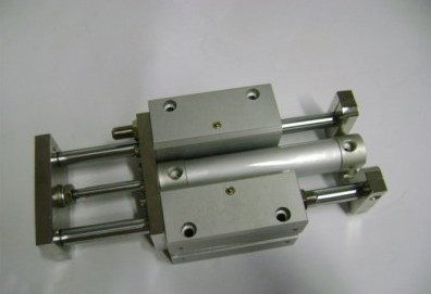 Cylinder Plastic Magnets2464.png