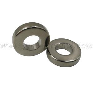 Magneettiset ominaisuudet Harvinaiset maapallon voimakas pysyva neodyymi NdFeB-magneetti myytavana